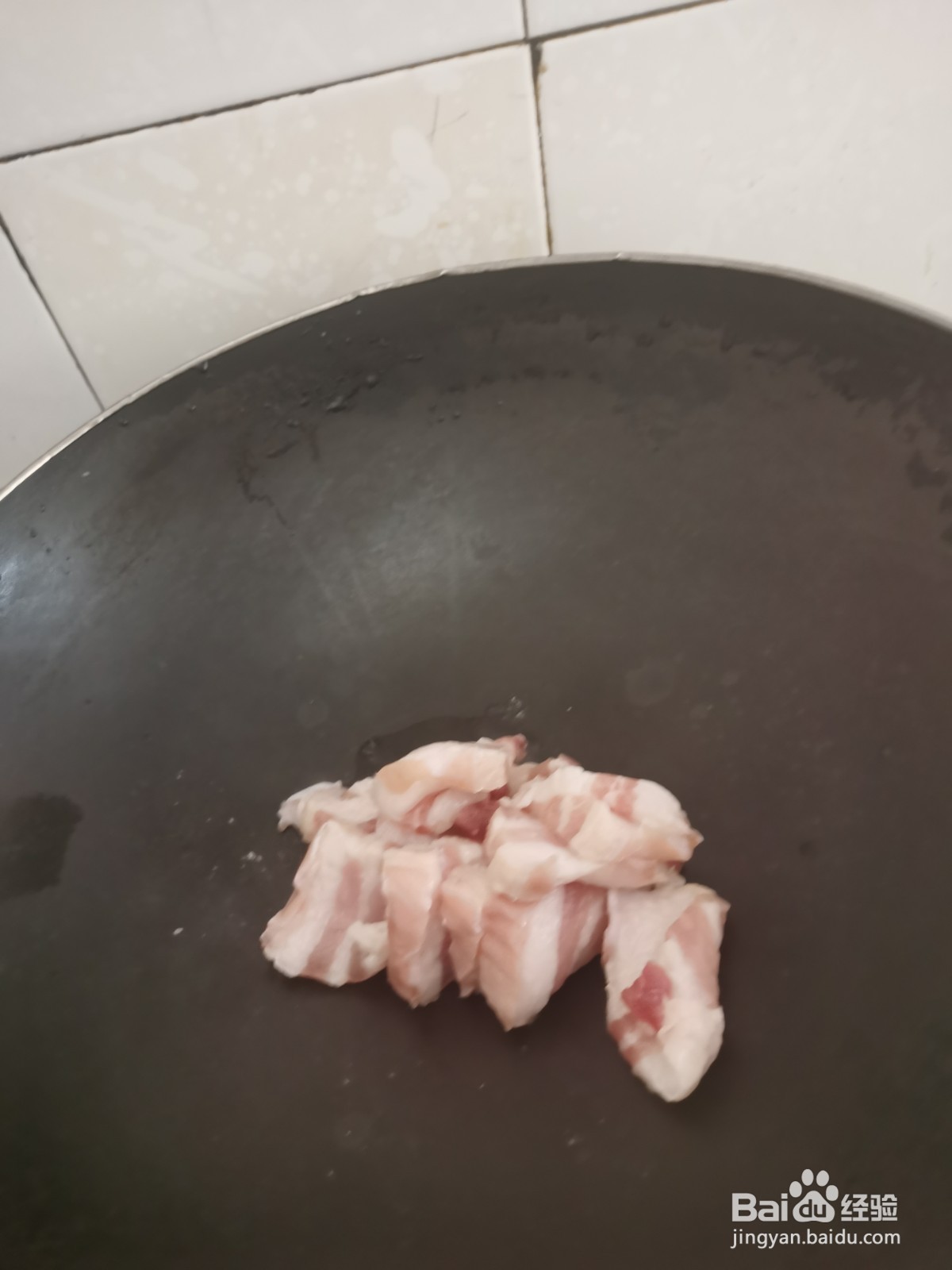 如何做香辣五花肉?