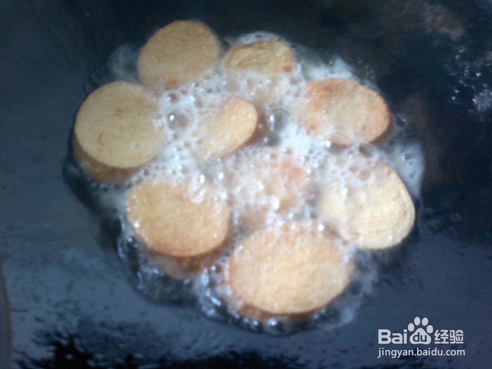 香辣木耳烧素鸡的做法