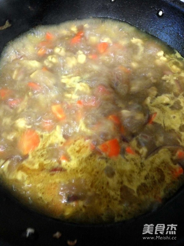 鸡肉咖喱盖浇饭