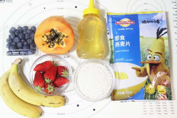 燕麦杯子水果捞