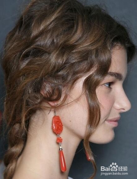 选一款你喜欢的卷发造型，周末约小伙伴一起做吧