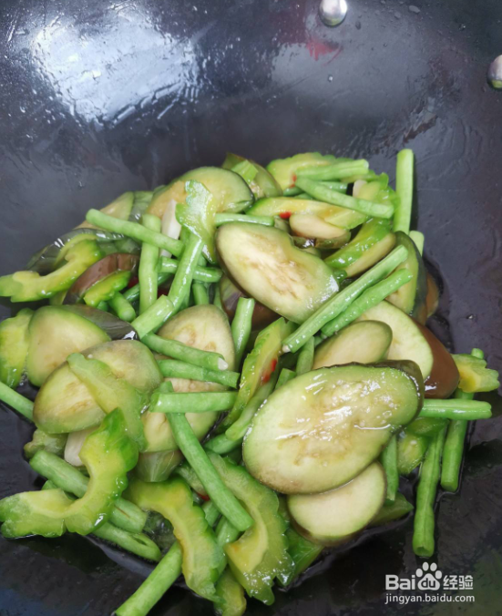 茄子豆角与苦瓜的家常做法