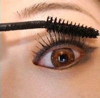 下垂眼角妆容怎么化使双眼萌动而有神