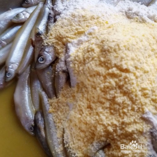 家常菜之油煎小鱼的做法