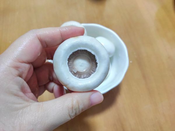 芝士口蘑酿虾滑