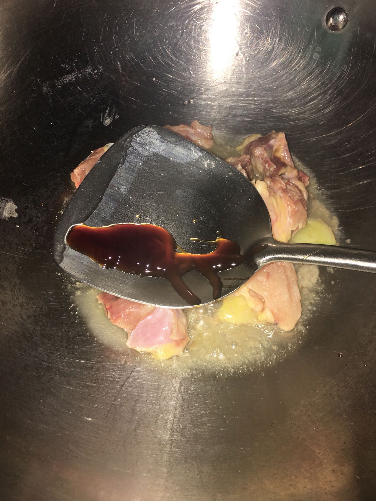 姥姥做的海带鸡肉汤真是人间美味！