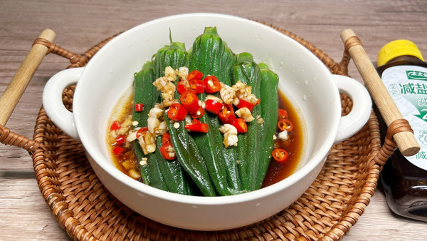 凉拌秋葵低脂白灼秋葵