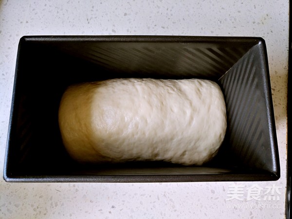 黑钻吐司的做法