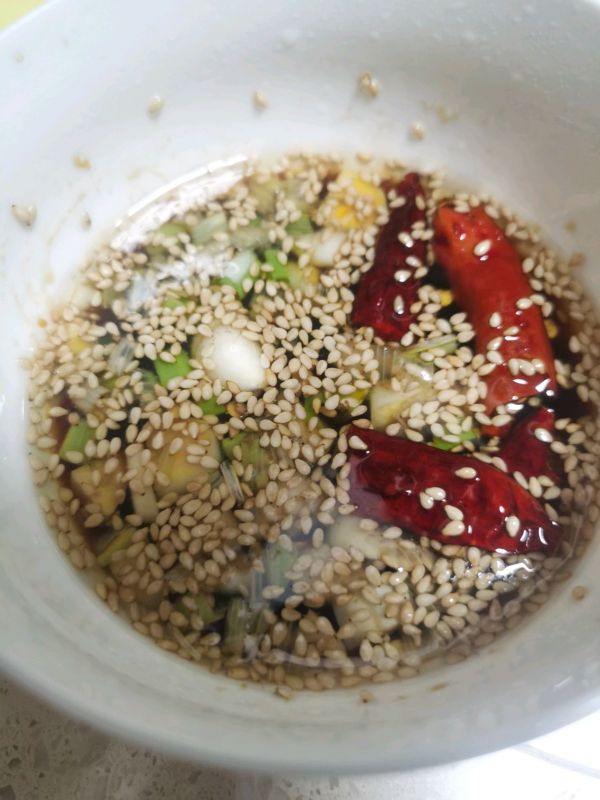 凉拌绿豆芽韭菜