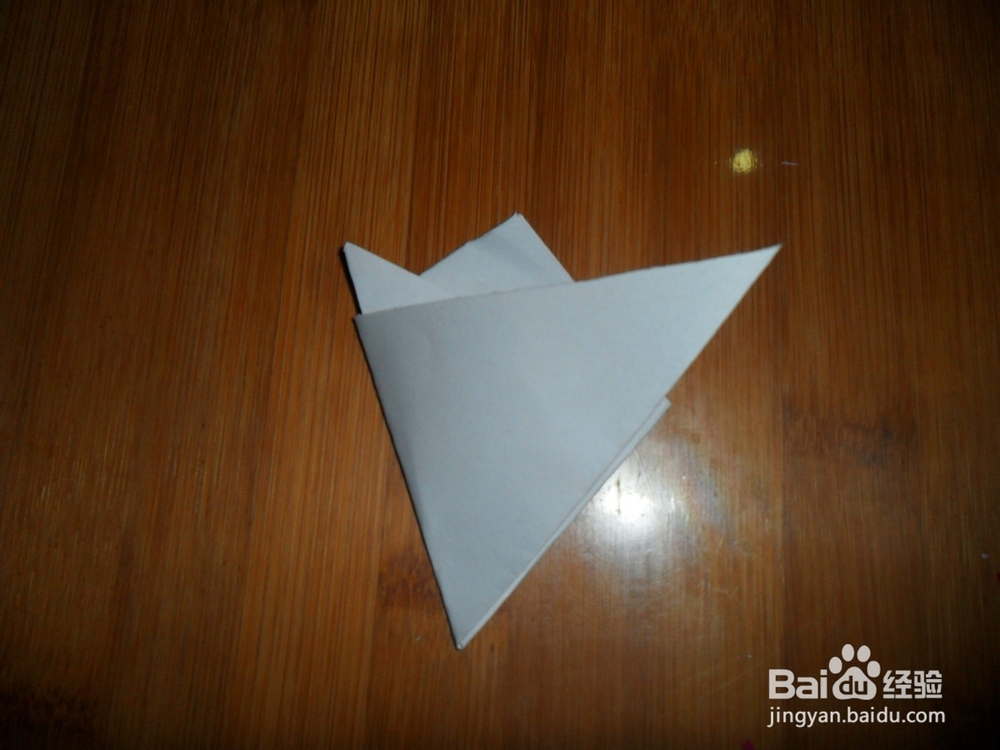 怎样用皱纹纸做卷花？