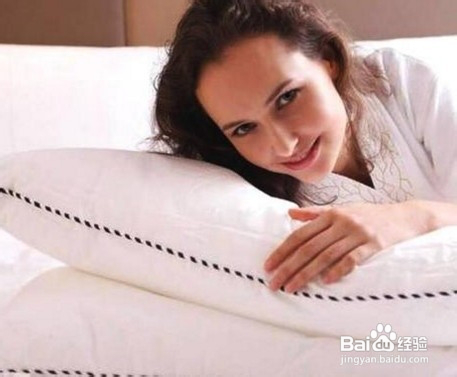 记忆棉枕头与普通乳胶枕头的区别有哪些?