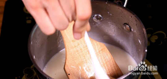 如何制作鲜奶布丁