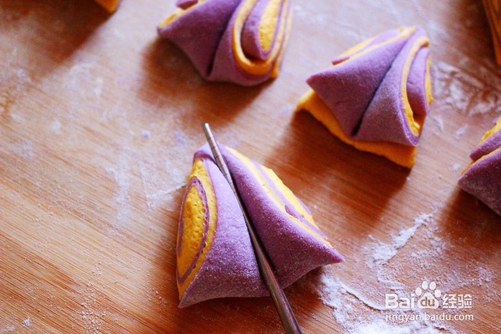 开胃紫薯南瓜双色花卷