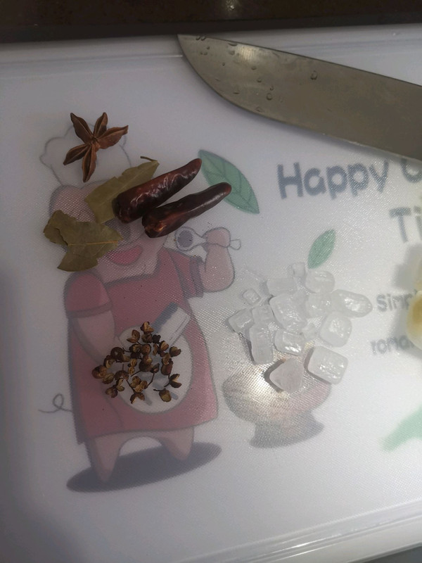 红烧猪蹄炖大白菜