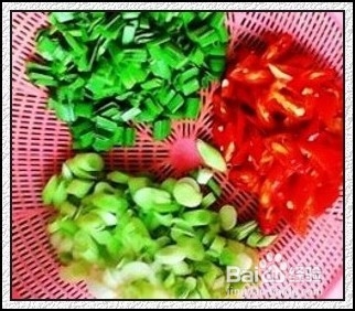 香辣排骨的炒法