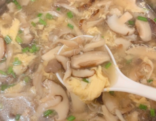 如何制作菌菇蛋花汤
