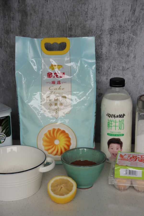 脆皮巧克力梦龙蛋糕卷