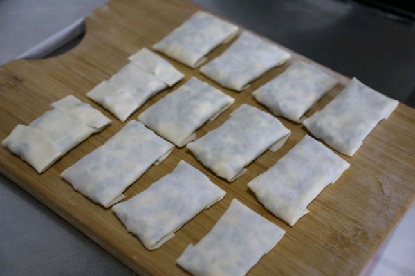 饺子皮版韭菜盒子