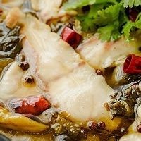 冬日必备的酸菜鱼火锅