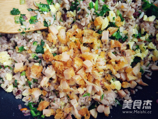 炸鸡青菜蛋炒饭