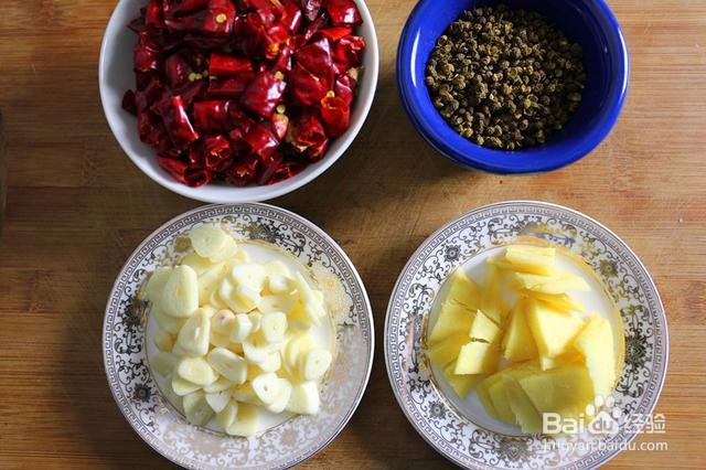 辣子鸡丁的家常做法