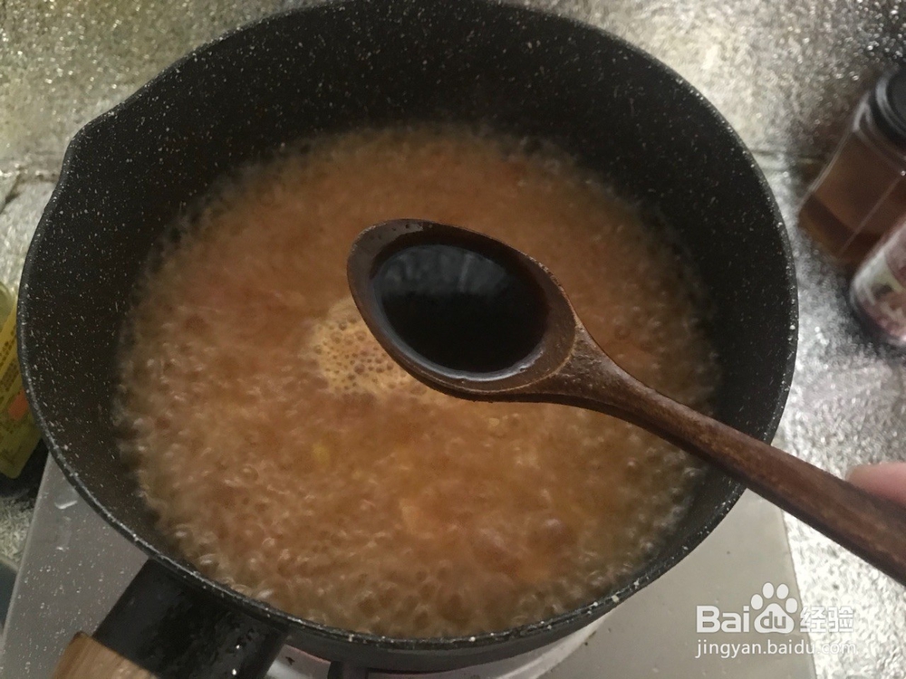 怎么做西红柿金针菇肥牛汤