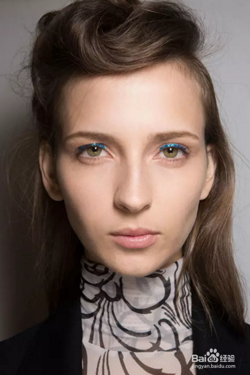 手把手教你化妆 化最流行的妆容