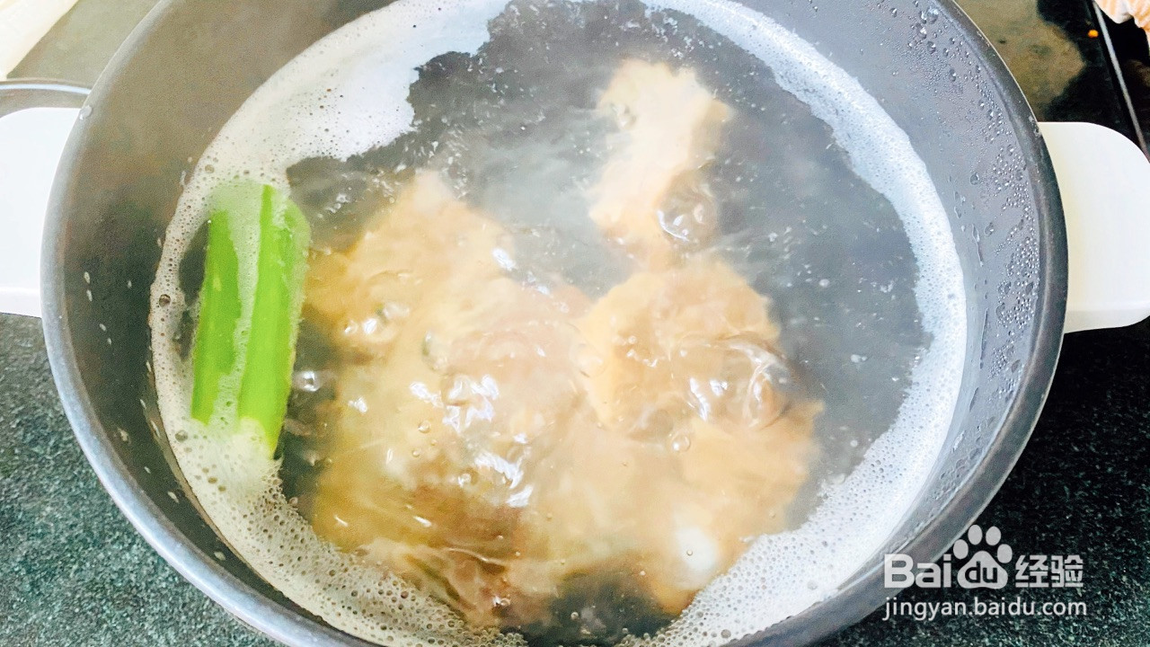 妈妈的味道腊排骨炖萝卜的做法