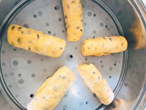 怎么样做出美味的南瓜红豆卷