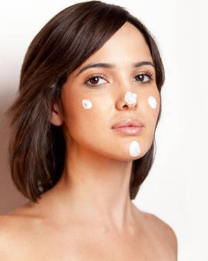 四招对抗冬季肌肤“干痒症”