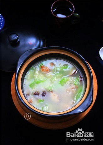 丝瓜瘦肉冬菇汤