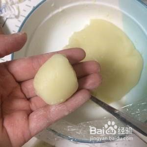 奥利奥雪媚娘的做法