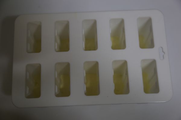 加州葡萄干芒果青柠雪糕