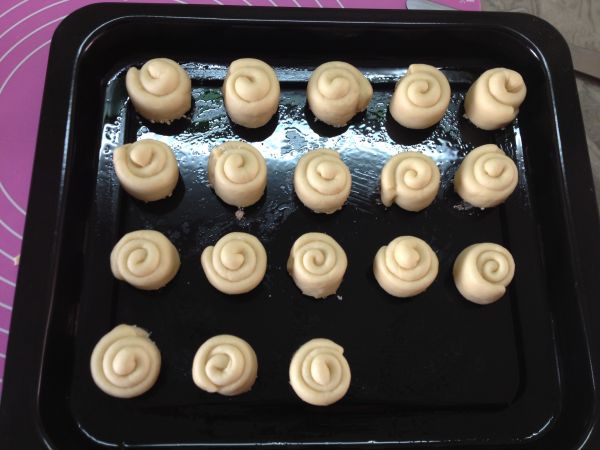 脆底蜂蜜小面包