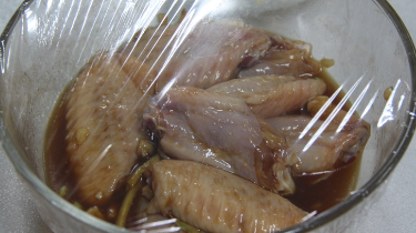 蜜汁烤翅的家常做法