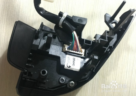 汽车方向盘加装新款按钮带亮片