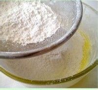 清新宜人的绿茶格子饼干