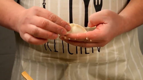 怎么制作虾仁饺子