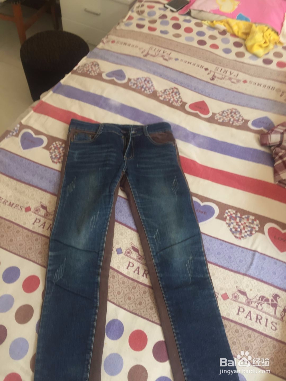 牛仔裤的折叠收纳方法