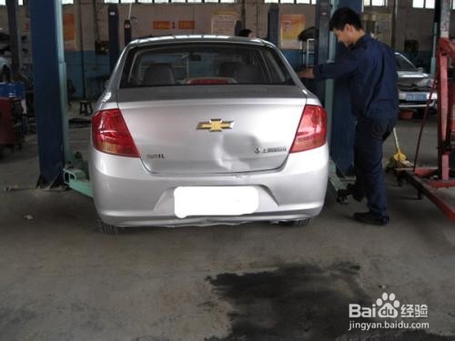 车身有自喷漆怎么去除