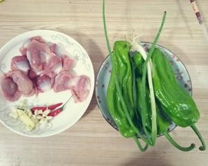 青椒炒鸡胗的制作