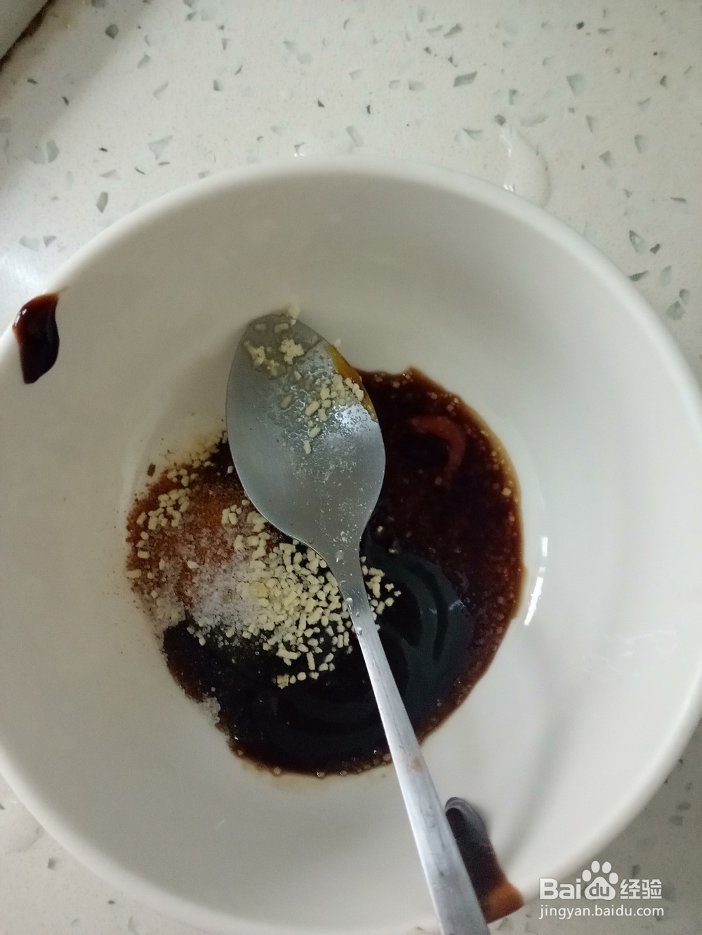 火锅丸子浇汁上海青