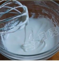 电饭煲轻松自制孩子爱吃的大果粒酸奶