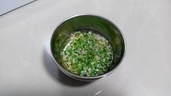 如何在家做葱油饼