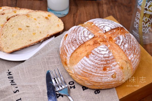 全麦橙香软欧包