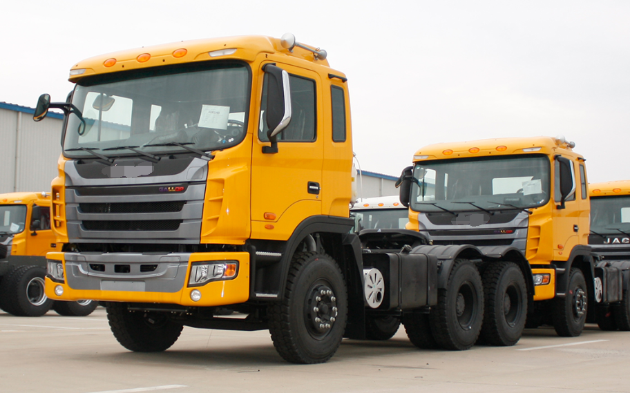 B照驾照可以开拖头吗？也叫牵引车吗