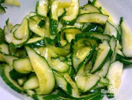 简易凉拌黄瓜