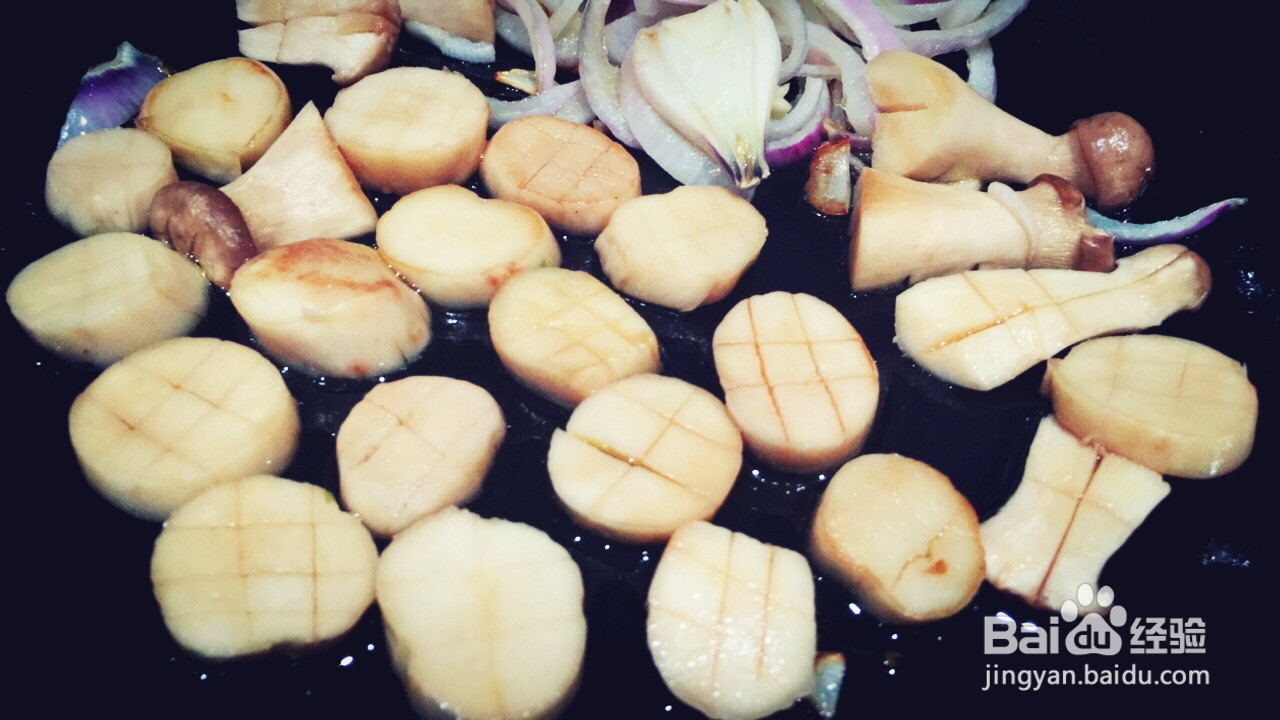 洋葱烧杏鲍菇的做法