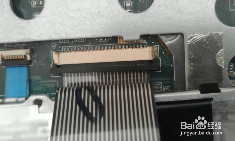 华硕ASUS A43SD笔记本电脑拆机清灰详细教程