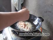 山辣子鸡丁的做法